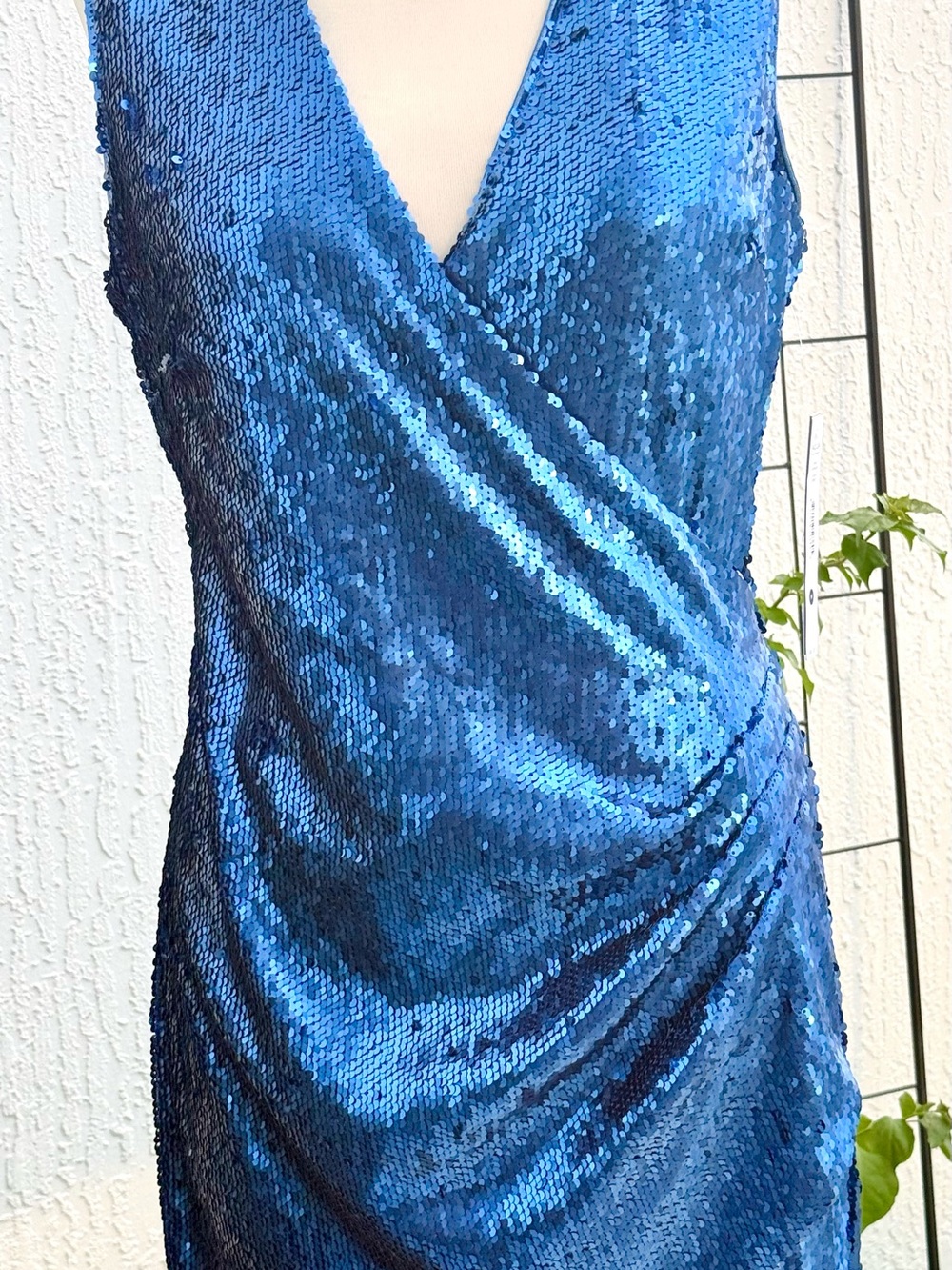 Aqua M NWT Blue Sequin Faux Wrap- Women's Special Occasion dress blue